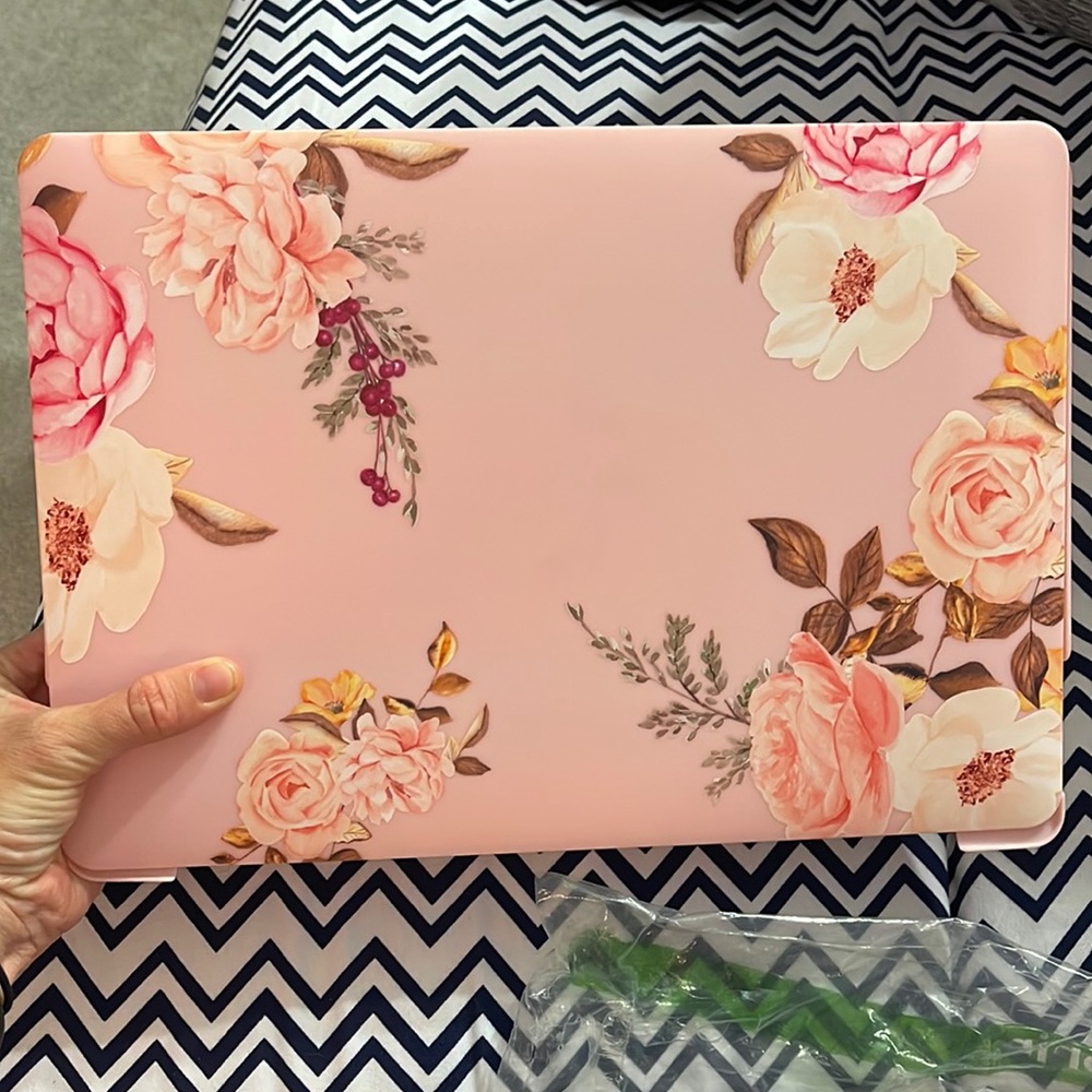 MacBook Pro 13inch w/out Touch Bar case